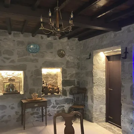 Homestay Casa Da Musica Br Furnas (Azores)